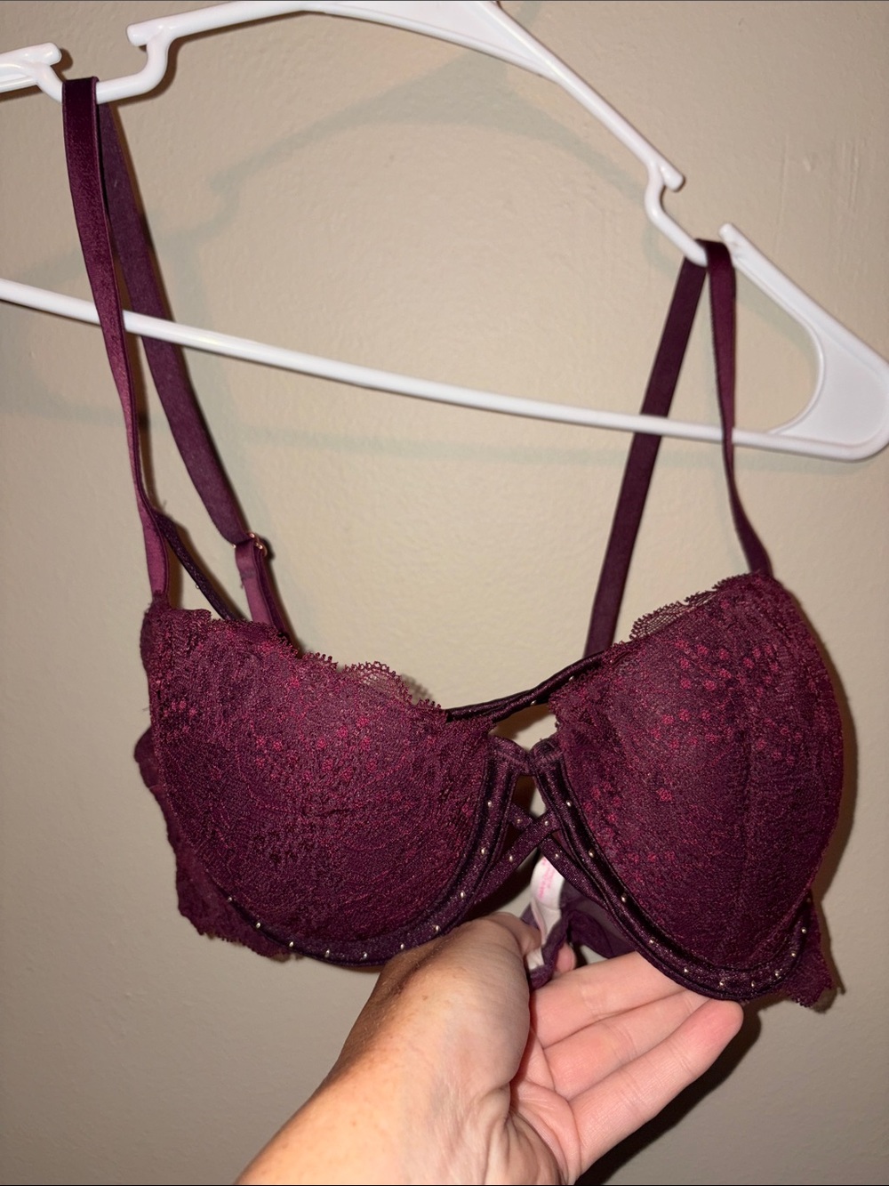 Pink Victoria's Secret Lace Push-Up Bra in Deep Berry